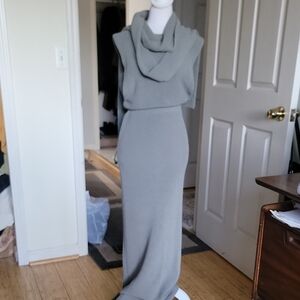 Aya Muse Size Small  Elegant Green/Greyish Maxi Dress with Scarf